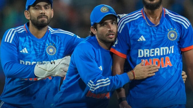 Axar and Bishnoi Shine