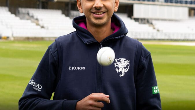 Shoaib Bashir to make debut