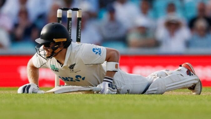 glenn phillips eng vs nz 184722383 16x9 0 4za5I1