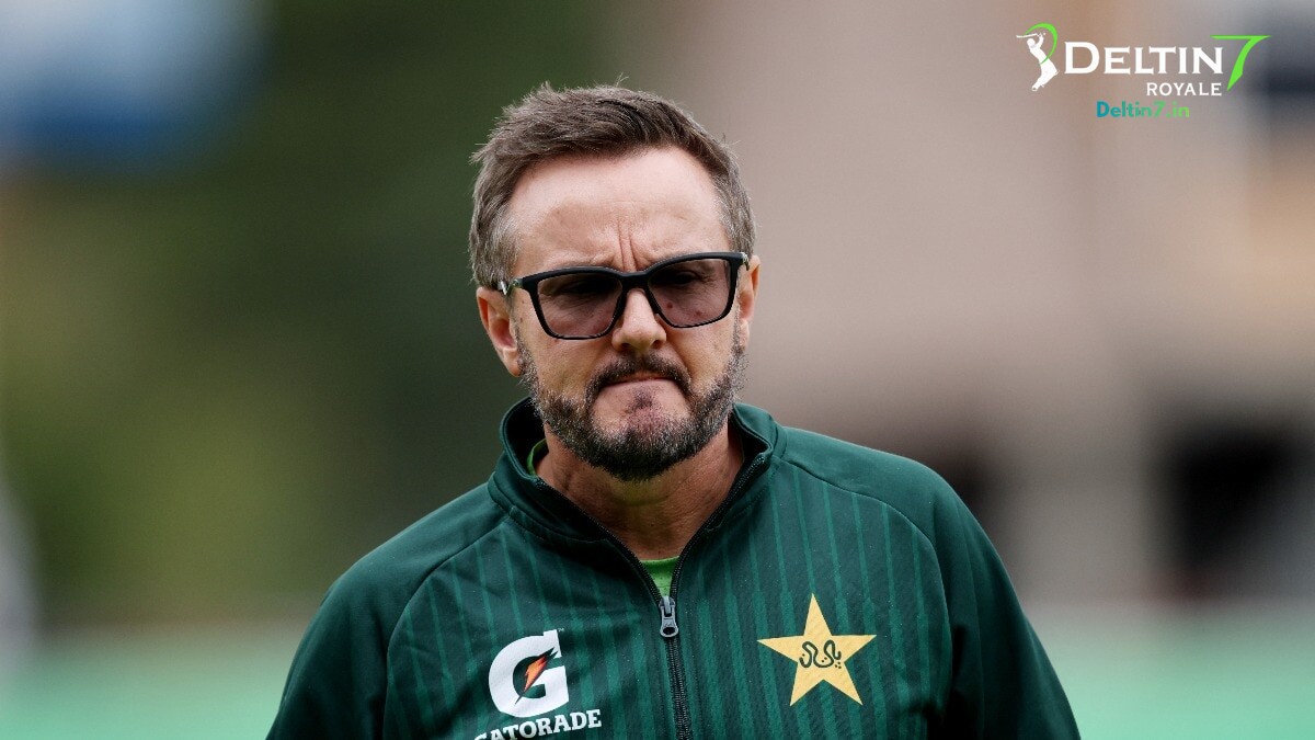 Mike Hesson Open to Permanent Pakistan Test Coaching Role, Awaits PCB Call